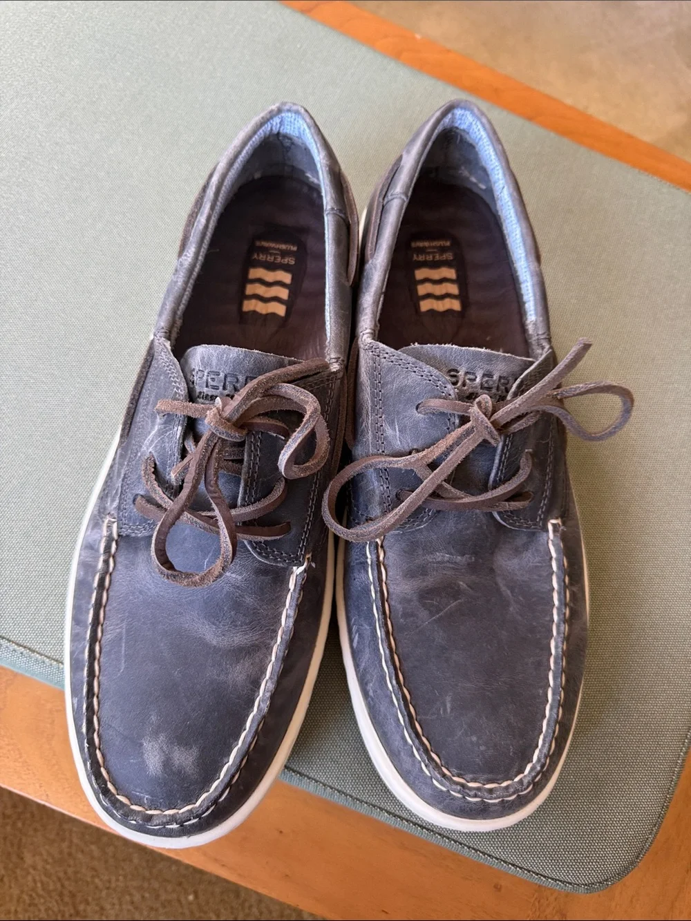 Sperry Men's Dark Blue Leather Boat Shoes with White Sole